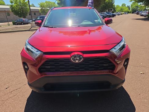 Used 2025 Toyota RAV4 XLE Premium w/ Weather Package AWD/4WD image 8