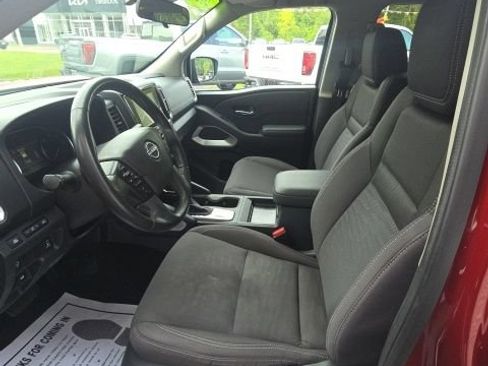 Used 2023 Nissan Frontier SV w/ Technology Package AWD/4WD image 11