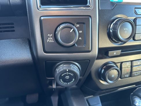 Used 2018 Ford F150 XLT w/ Equipment Group 302A Luxury image 9