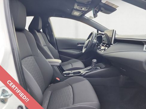 Certified 2025 Toyota Corolla Hatchback w/ SE Package image 15