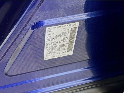 Used 2020 Nissan Pathfinder S image 31