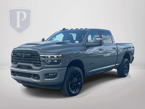 New 2026 RAM 2500 Laramie AWD/4WD image 4