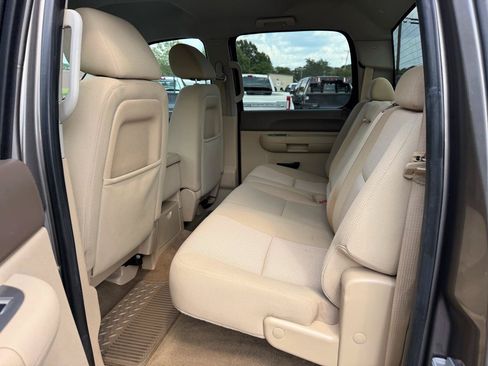 Used 2013 Chevrolet Silverado 1500 LT w/ All-Star Edition AWD/4WD image 10