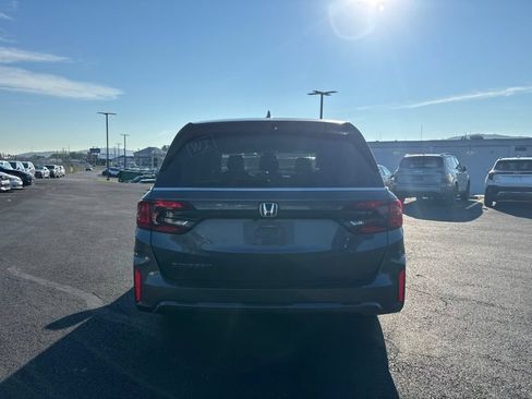 Used 2025 Honda Odyssey EX-L image 4