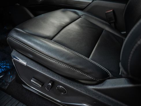 Certified 2023 Ford F150 Lariat w/ Equipment Group 502A High image 46