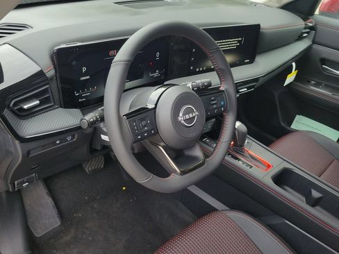 New 2026 Nissan Kicks SR FWD image 20