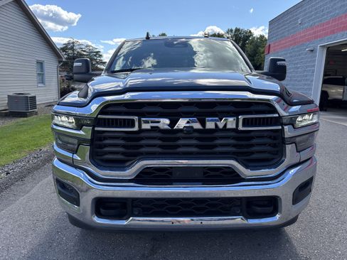 Used 2026 RAM 2500 Big Horn AWD/4WD image 8