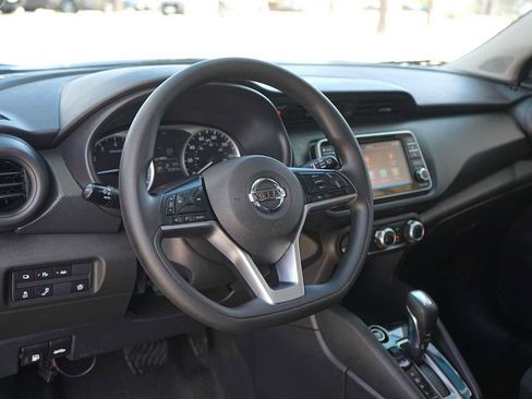 Used 2021 Nissan Kicks S FWD image 2