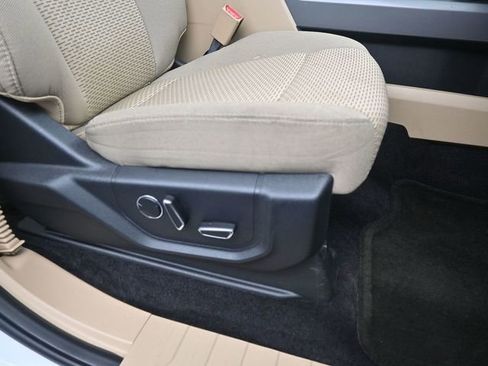 Used 2016 Ford F150 XLT w/ Equipment Group 302A Luxury image 16