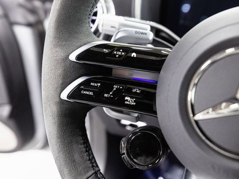 Certified 2023 Mercedes-Benz SL 63 AMG 4MATIC image 12