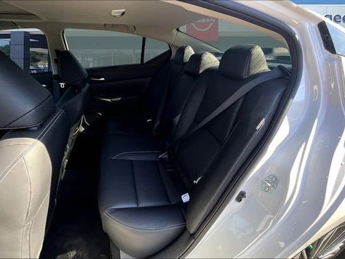 New 2025 Nissan Altima 2.5 SL image 10