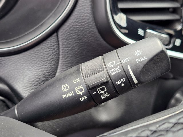 Certified 2019 Jeep Cherokee Limited AWD/4WD image 16