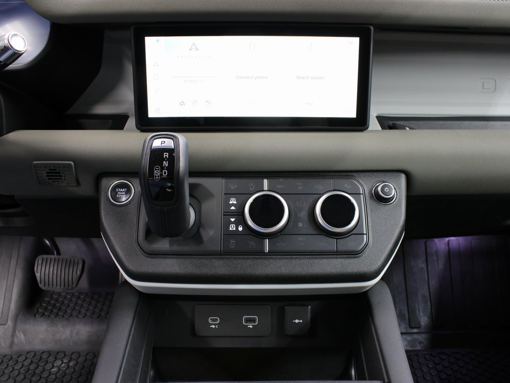 Used 2020 Land Rover Defender 110 S AWD/4WD image 14