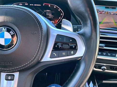 Used 2021 BMW X5 M50i w/ Executive Package image 19