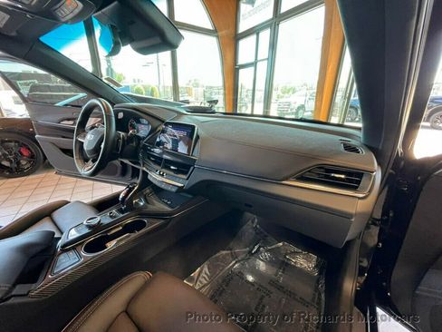 Used 2025 Cadillac CT4 V image 26