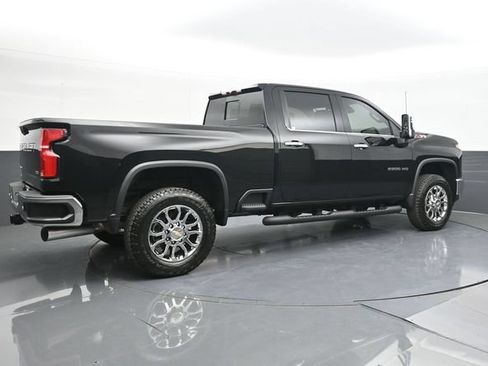 New 2026 Chevrolet Silverado 2500 LTZ w/ LTZ Convenience Package AWD/4WD image 11