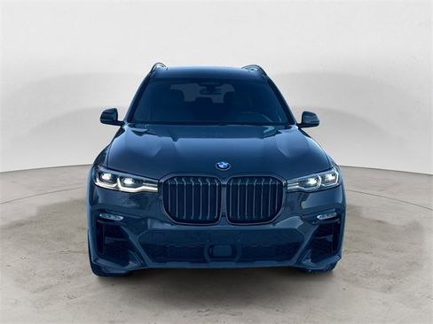 Used 2022 BMW X7 M50i w/ Dynamic Handling Package image 8