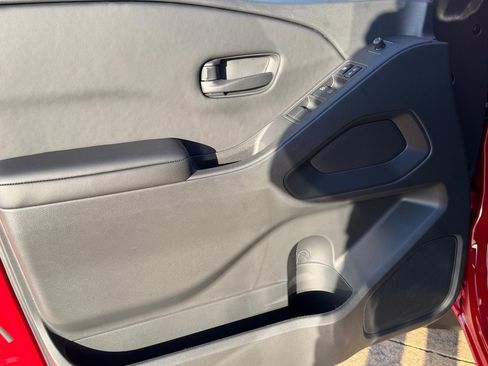 New 2026 Nissan Frontier SV image 17