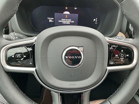 New 2026 Volvo XC60 B5 Plus w/ Protection Package Premier AWD/4WD image 21