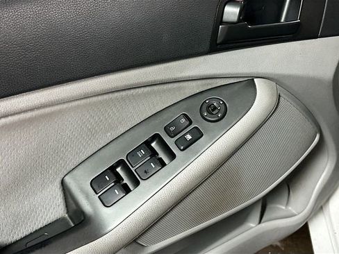 Used 2013 Kia Optima LX image 17