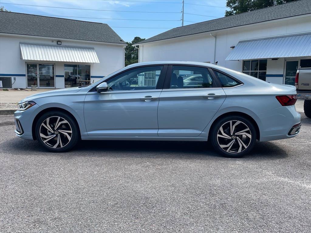 New 2026 Volkswagen Jetta SEL FWD image 23