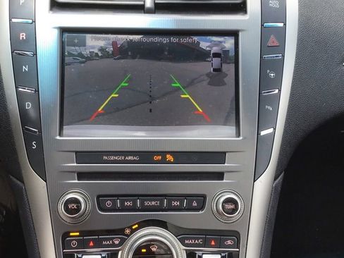 Used 2020 Lincoln MKZ Reserve w/ Elements Package AWD/4WD image 10