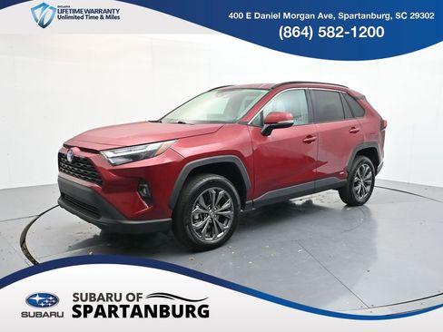 Used 2023 Toyota RAV4 XLE Premium image 1