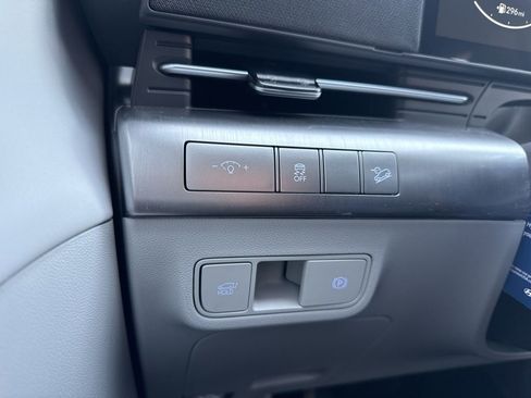 New 2026 Hyundai Kona Limited FWD image 34