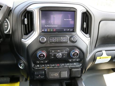 Used 2021 Chevrolet Silverado 2500 LTZ w/ LTZ Plus Package AWD/4WD image 24