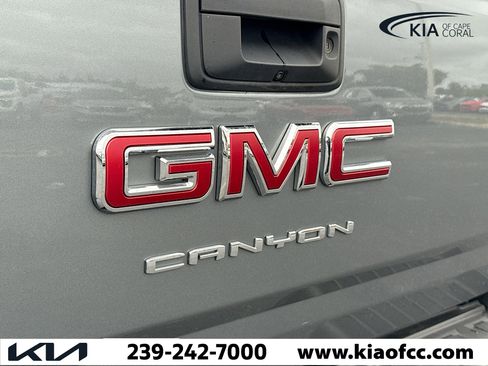 Used 2022 GMC Canyon Elevation w/ Trailering Package image 11