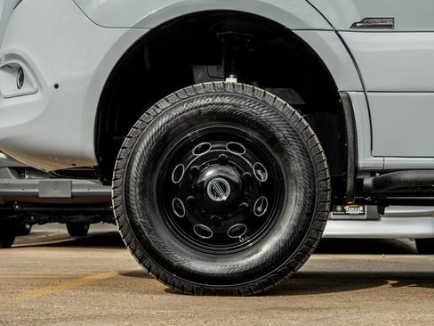 New 2025 Mercedes-Benz Sprinter 3500 image 9