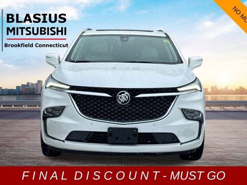 Used 2022 Buick Enclave Avenir image 3