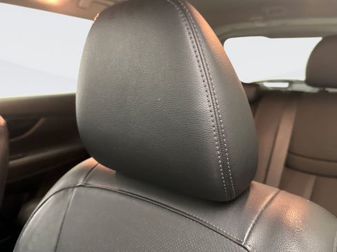 Used 2020 Nissan Rogue SL w/ Premium Package AWD/4WD image 8