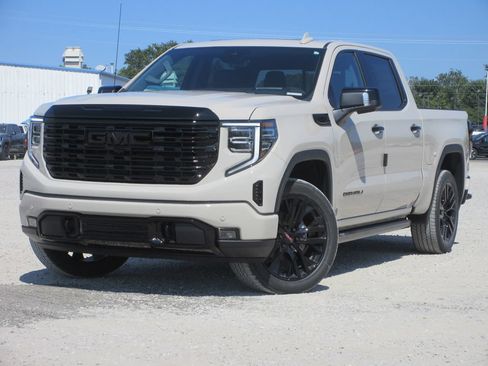 New 2026 GMC Sierra 1500 Denali w/ Denali Reserve Package AWD/4WD image 10