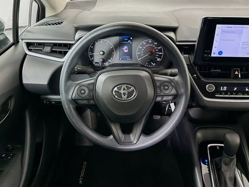 Used 2024 Toyota Corolla LE image 17