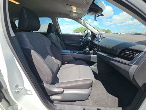 Used 2021 Nissan Rogue SV AWD/4WD image 11