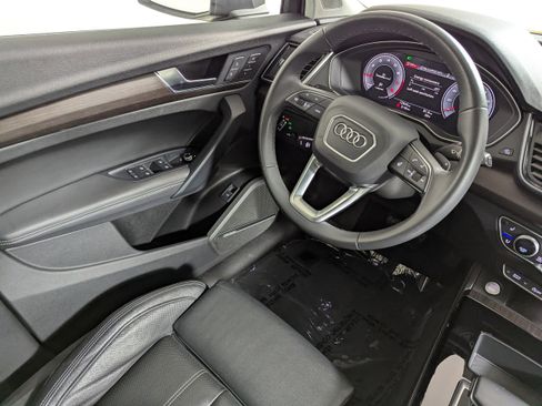 Certified 2023 Audi Q5 2.0T Premium Plus w/ Premium Plus Package image 9