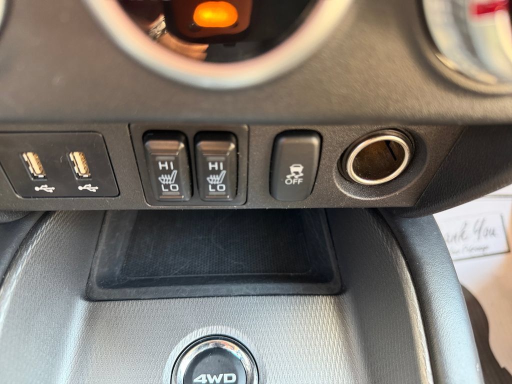 Used 2025 Mitsubishi Outlander Sport SE AWD/4WD image 29