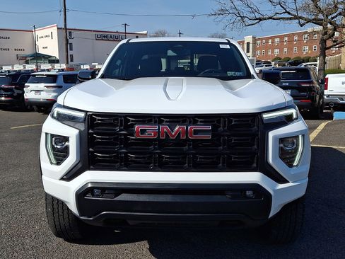 Used 2025 GMC Canyon Elevation w/ Convenience Package image 2