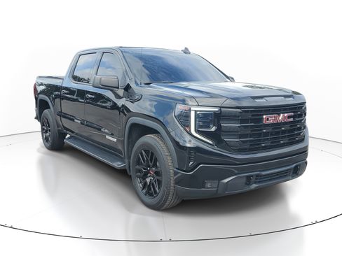 Used 2023 GMC Sierra 1500 Elevation RWD image 2