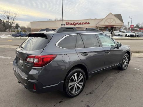 Used 2018 Subaru Outback 3.6R Limited image 5