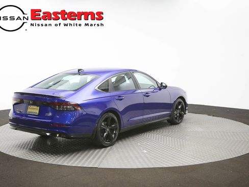 Used 2023 Honda Accord Sport image 39