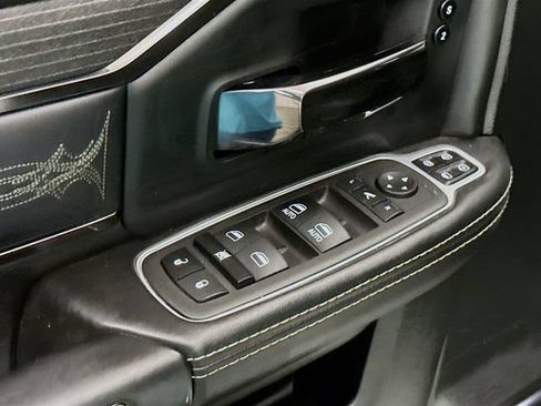 Used 2023 RAM 2500 Limited AWD/4WD image 18