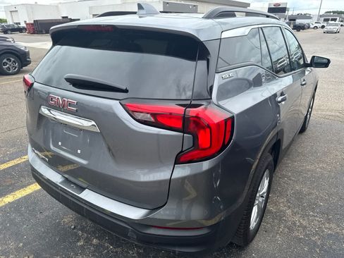 Used 2019 GMC Terrain SLE w/ Driver Convenience Package FWD image 28