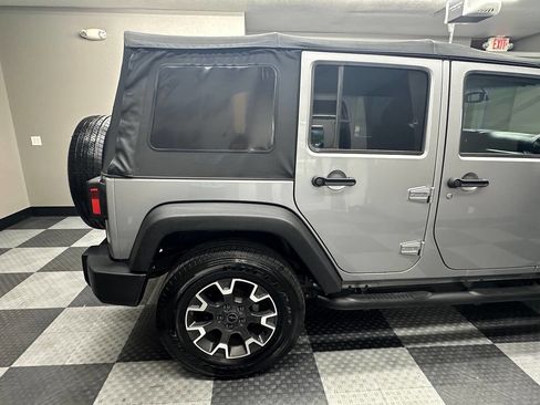 Used 2015 Jeep Wrangler Unlimited Sport w/ Quick Order Package 24S image 8