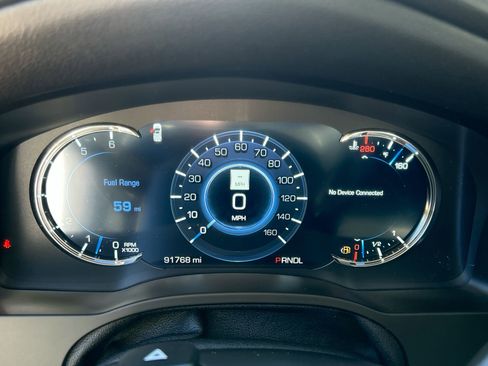 Used 2017 Cadillac Escalade Premium Luxury image 23