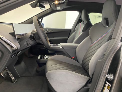 New 2026 BMW iX xDrive45 w/ M Sport Package image 4