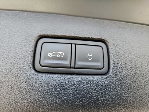 Used 2024 Genesis GV80 2.5T AWD/4WD image 29