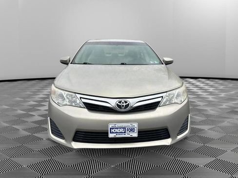 Used 2013 Toyota Camry LE FWD image 8