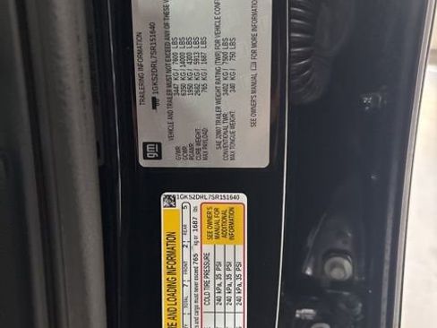 Certified 2025 GMC Yukon Denali image 37